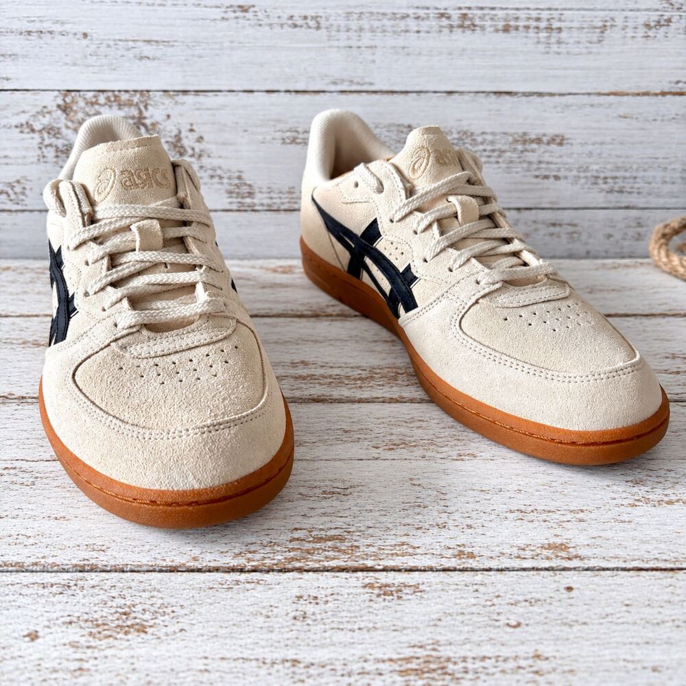 NWOB ASICS Skyhand OG Oatmeal Black Unisex 6M/7.5W #1297